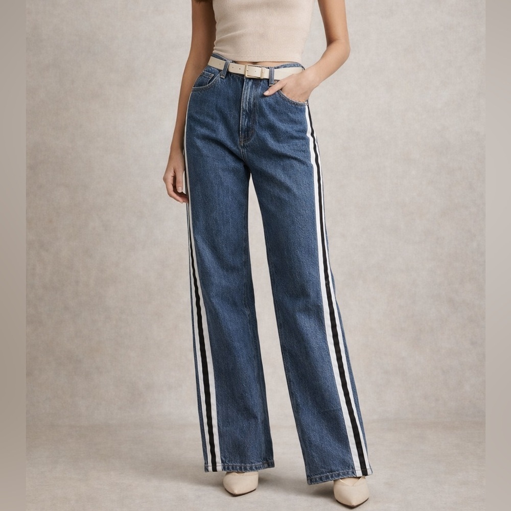 Vintage Denim with Black and White Stripes High Rise wife Leg Large NAVI